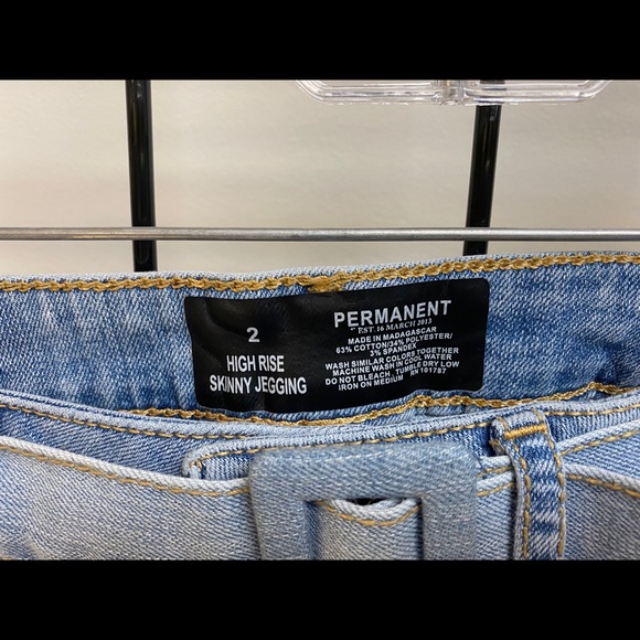 PERMANENT - light wash denim jeans - Picture 3 of 5